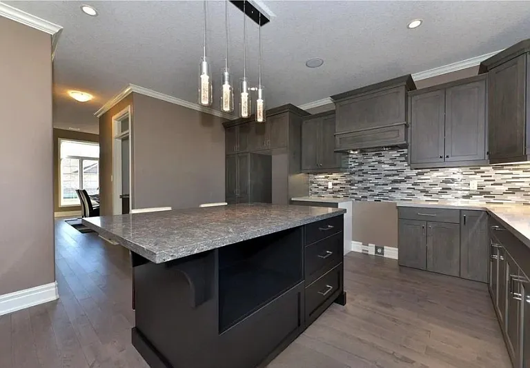 3135 Pincombe Dr — Photo 10