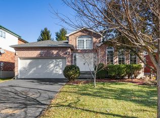 488 Cabot Trl, Waterloo, ON N2K 3Y3