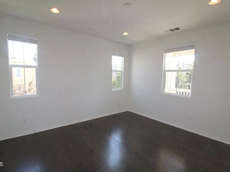 3139 Lisbon Ln — Photo 29