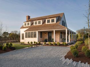68 Hawthorne Ln, Nantucket, MA 02554