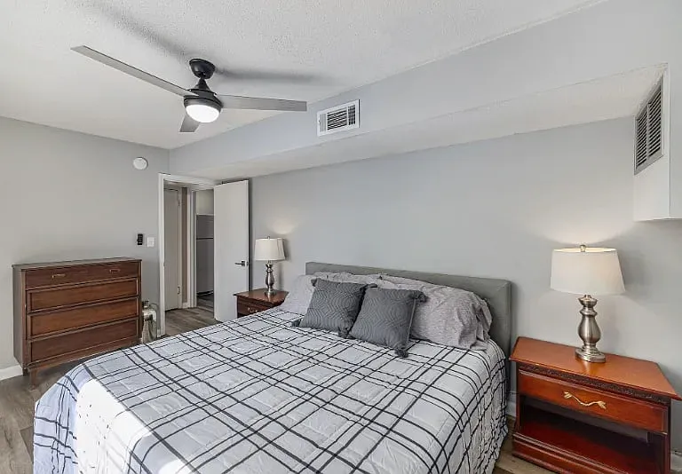 640 Cornell St — Photo 20
