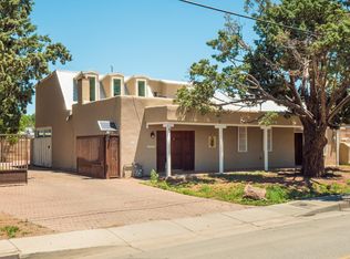 2323 Mountain Rd NW, Albuquerque, NM 87104