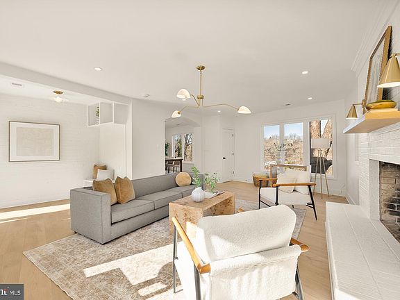 5th image of 5512 Fiske Pl