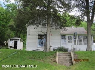 705 S South Hill St, Fountain City, WI 54629