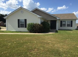 1210 Colonel Salomon Dr, Prairie Grove, AR 72753