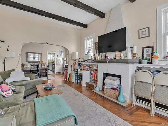 3rd image of 111 Cleveland Avenue