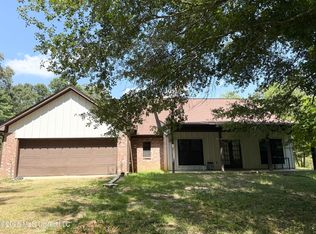 1150 Potato House Rd, Edwards, MS 39066