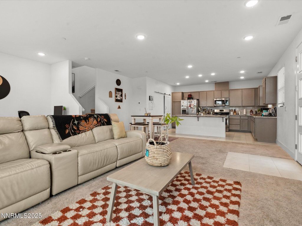 3621 Pulsar Ln #2, Carson City, NV - More