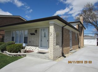 2734 W 85th St, Chicago, IL 60652