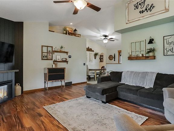 5th image of 8722 Crescent Avenue