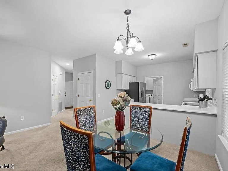 2207 Locksley Woods Dr #A — Photo 7