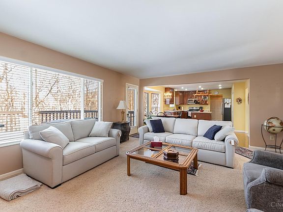 5th image of 7849 Surreywood Dr