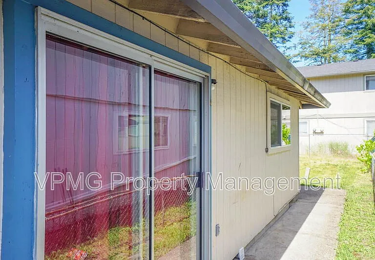 2815 Caples Ave #1 — Photo 14