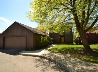 13 Northwick Ct, Ann Arbor, MI 48105