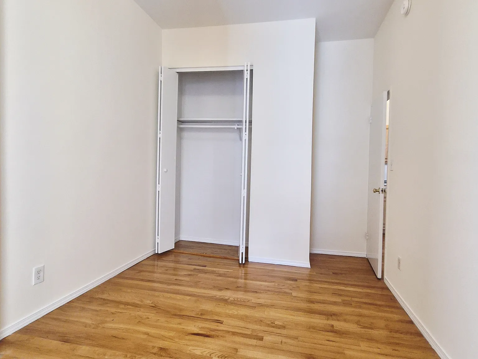 343 West 85th Street — Photo 4
