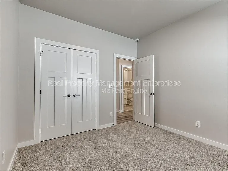 8104 NW 151st Cir — Photo 25