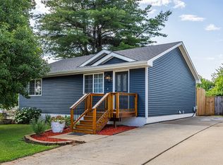 21 E Payton Ave, Des Moines, IA 50309
