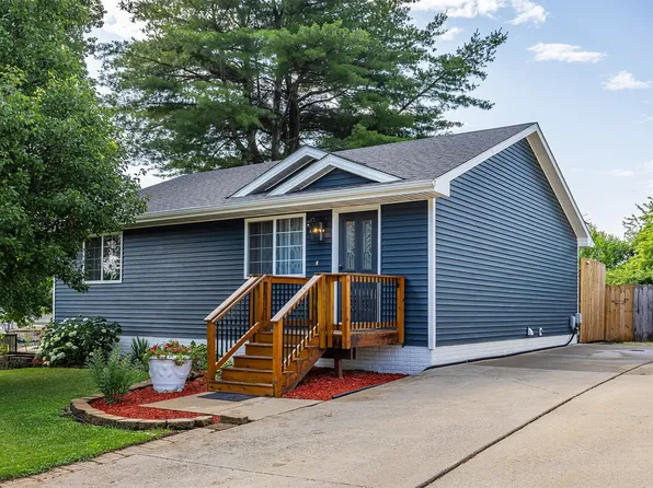 21 E Payton Ave, Des Moines, IA 50309