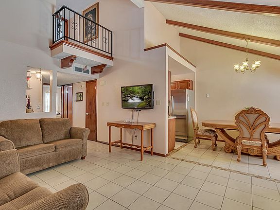 5th image of 3108 Voss Dr APT C