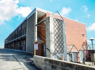 608 S State St APT 8, Champaign, IL 61820