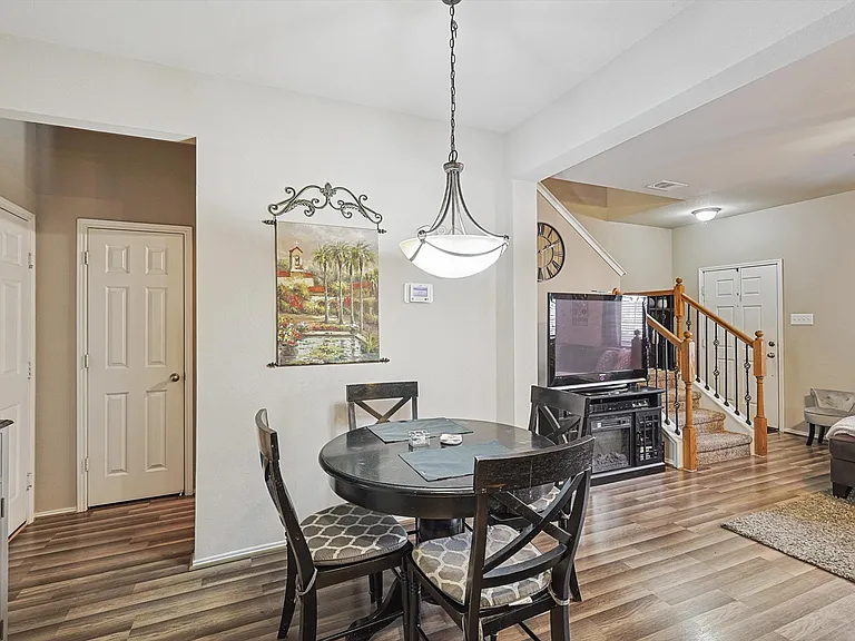 4064 Kyndra Cir — Photo 7