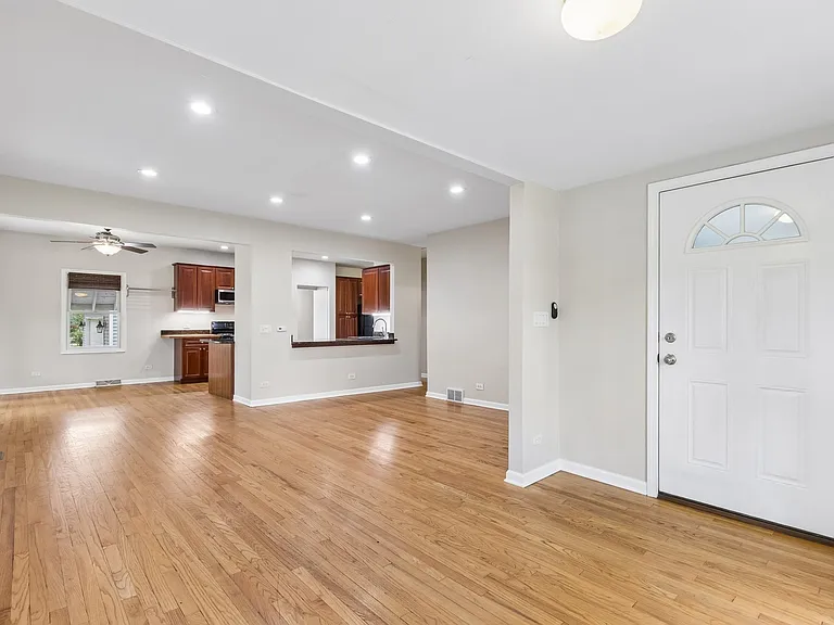 255 Happ Rd — Photo 5