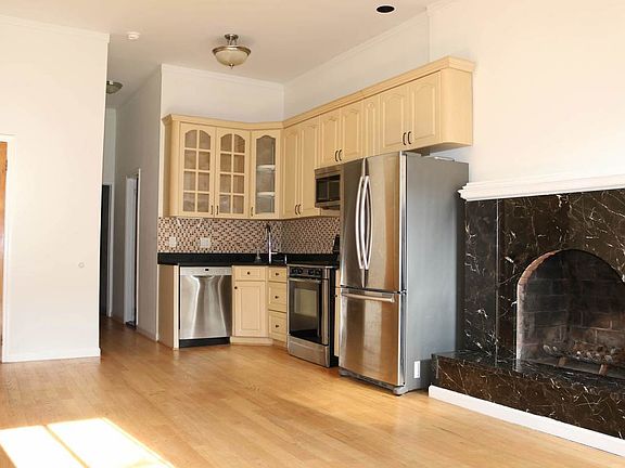 2nd image of 2148 45th Ave APT 1L