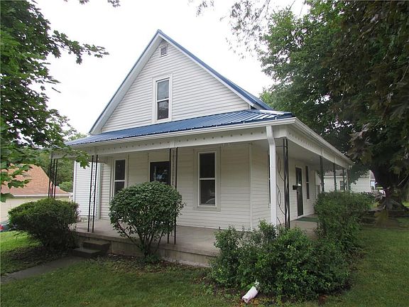4th image of 701 E Marion St