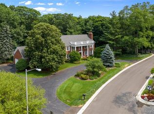 2967 Chestnut Run Dr, Bloomfield Hills, MI 48302