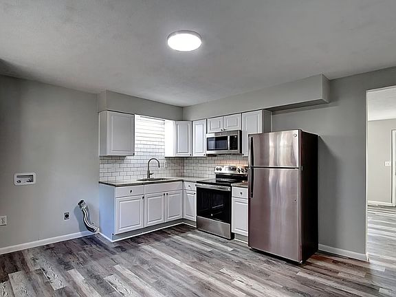 3rd image of 707 Highway 346 APT 2