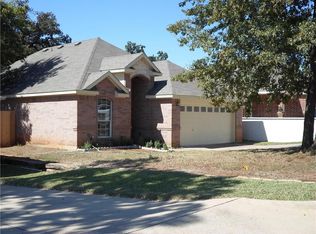 3721 Oak St, Euless, TX 76040