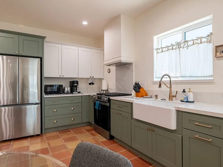 613 W Olive Ave #1 — Photo 71