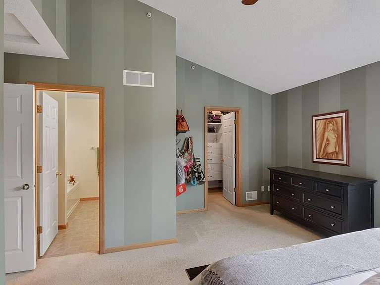 15544 Lilac Dr — Photo 17