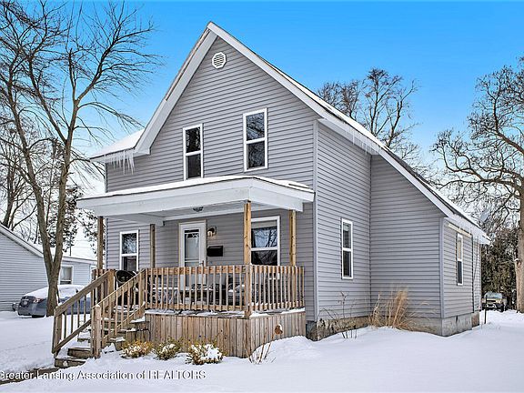 2nd image of 321 Greenwood St