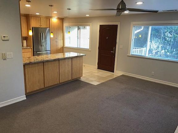2nd image of 10146 Alpine Dr APT 2