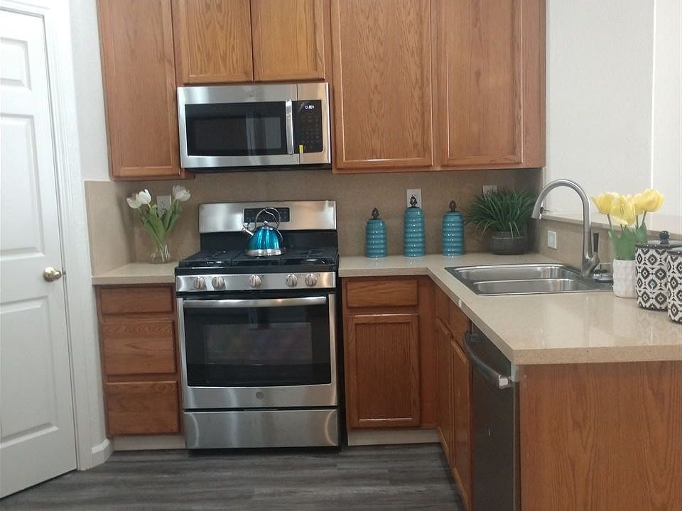 1st image of 22657 Town Dr APT 3