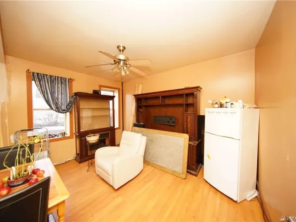 21 Charlotte Street image 12 of 17