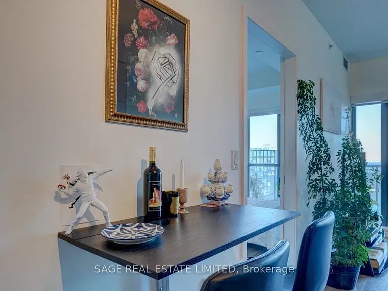 159 Dundas St E #3302 — Photo 13