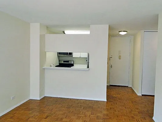 Rented by Boulevard Residentials | media 28