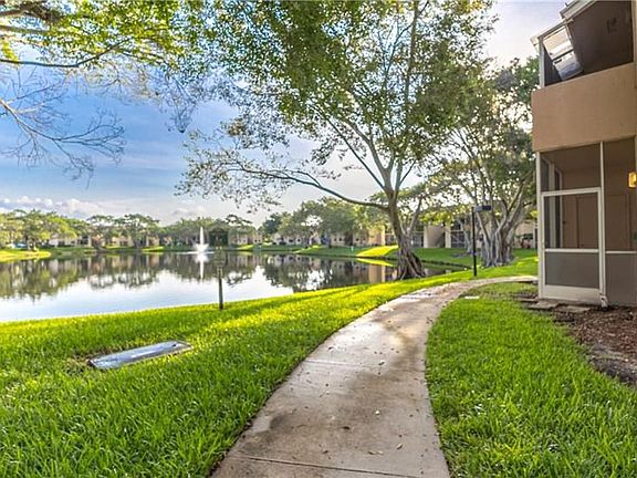 2nd image of 641 Cypress Lake Blvd #N18