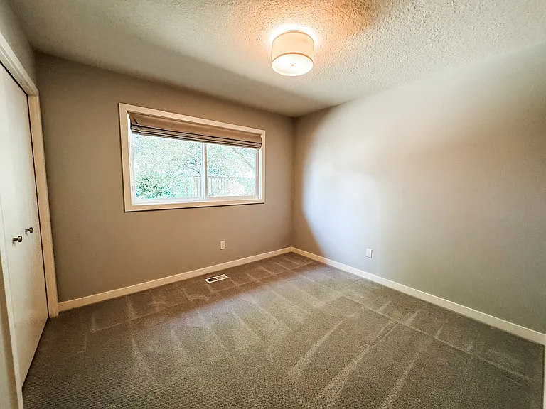 4830 NW Kahneeta Dr — Photo 10