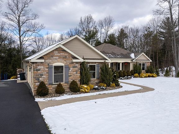 3rd image of 515 Johns Dr