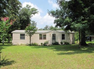 149 SW Memorial Dr, Fort White, FL 32038