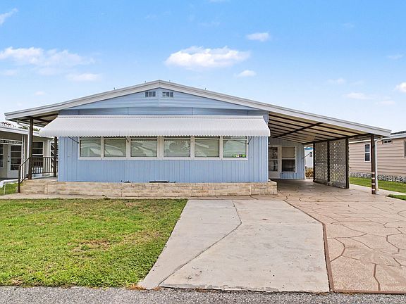 3rd image of 1301 Polk City Rd #158