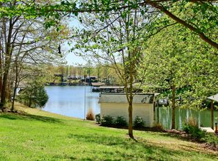 260 Fingerlake Rd, Penhook, VA 24137