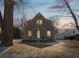 8782 210th St W, Lakeville, MN 55044