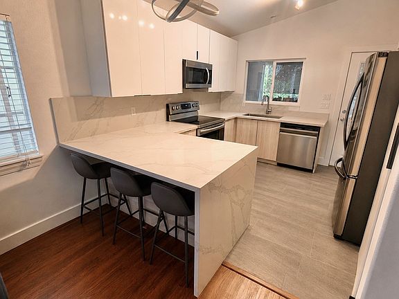 4th image of 87-1043 Huamoa St