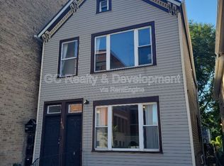 1455 W Augusta Blvd APT 1, Chicago, IL 60642