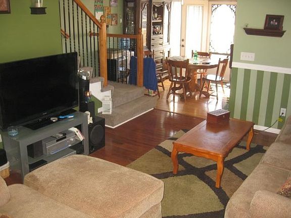 4th image of 13025 Washington Ct