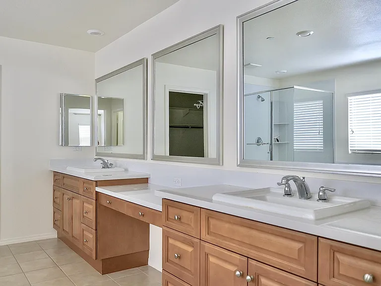 14810 Shelburne Ct — Photo 22